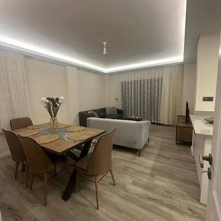 Guemuesluekte Havuzlu-bahceli-3 Yatak Odali Muestakil Villa Bodrum